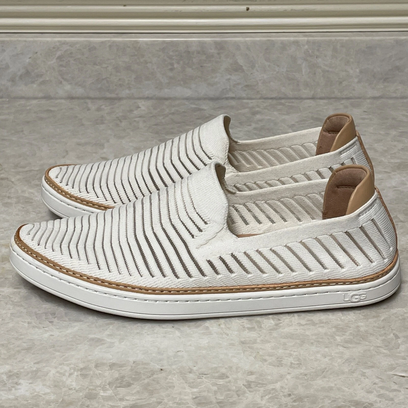 Sneaker slip on UGG Sammy Breeze donna taglia 8 maglia avorio leggera