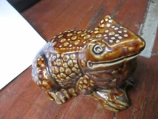 Vintage FROG Ashtray tobacciana signd 1555 brown ceramic pottery cigar cigarette