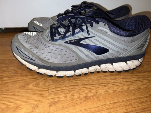 Brooks Beast 18 Men Size US 9 Wide 2E 