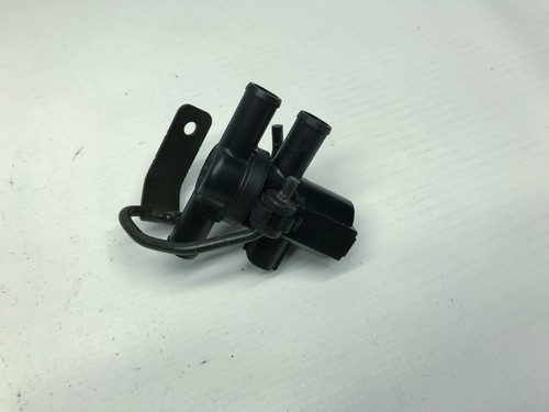 Suzuki GSXR750 K5 (1) 05' Motorentlüftung Sekundärluft Ventil Air Valve Solenoid