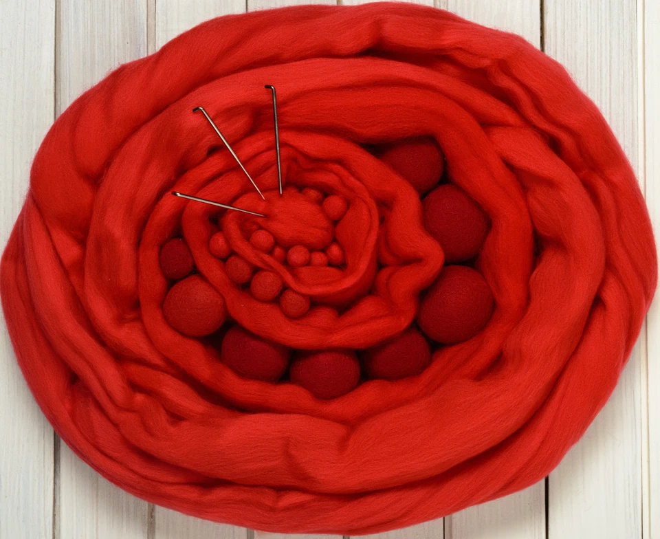 Red Wool Roving - Spin into Yarn, Needle Felt wet felt Crafts, Red Merino - Image 4 of 4