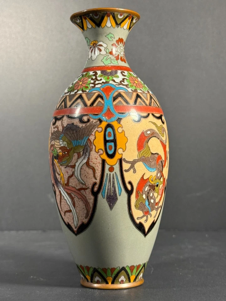 "JARRÓN JAPONÉS MEIJI CLOISONNE 7,25"" ESCUDO DE FÉNIX Y DRAGÓN" Foto 3 de 4