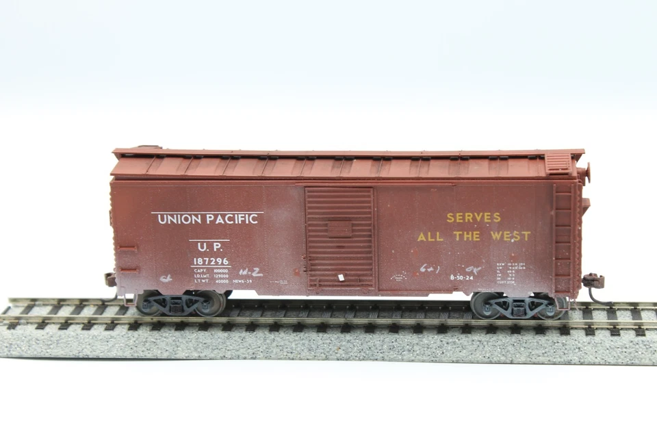 HO Branchline 40' Boxcar Union Pacific UP 187296 Weathered Detailed RTR - Image 3 of 4