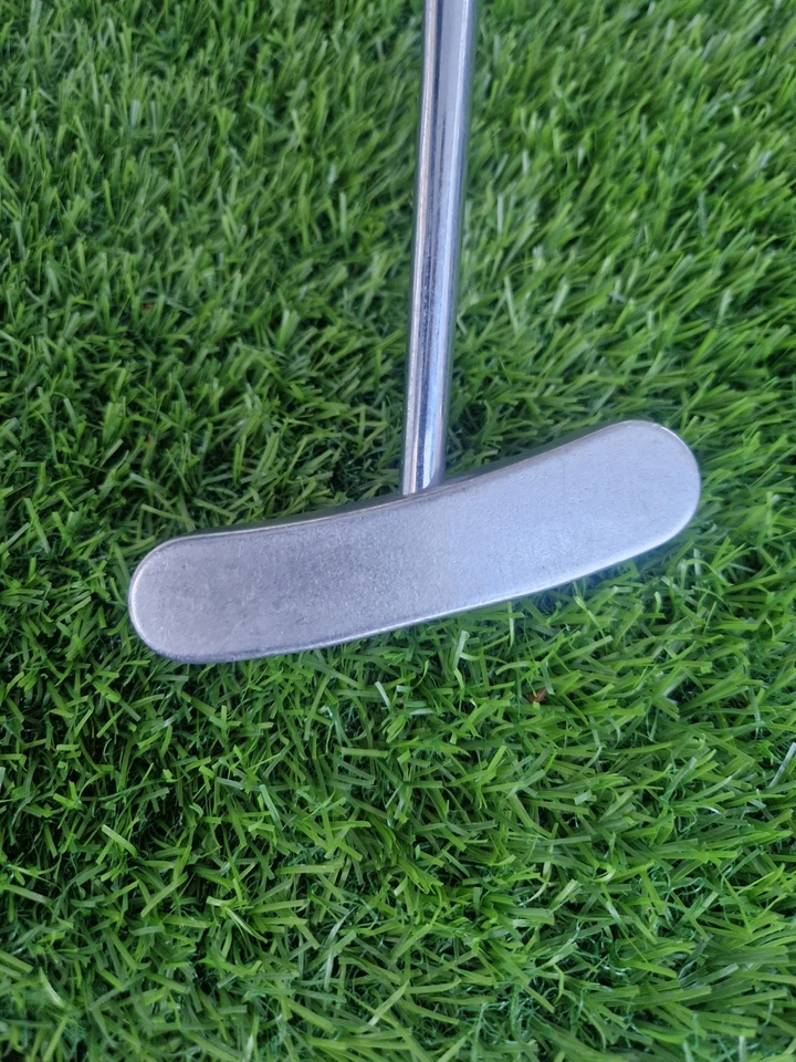Ping Karsten Lil'b Centre Shaft Belly Putter 41" - Black Dot - Right Handed - Image 3 of 4