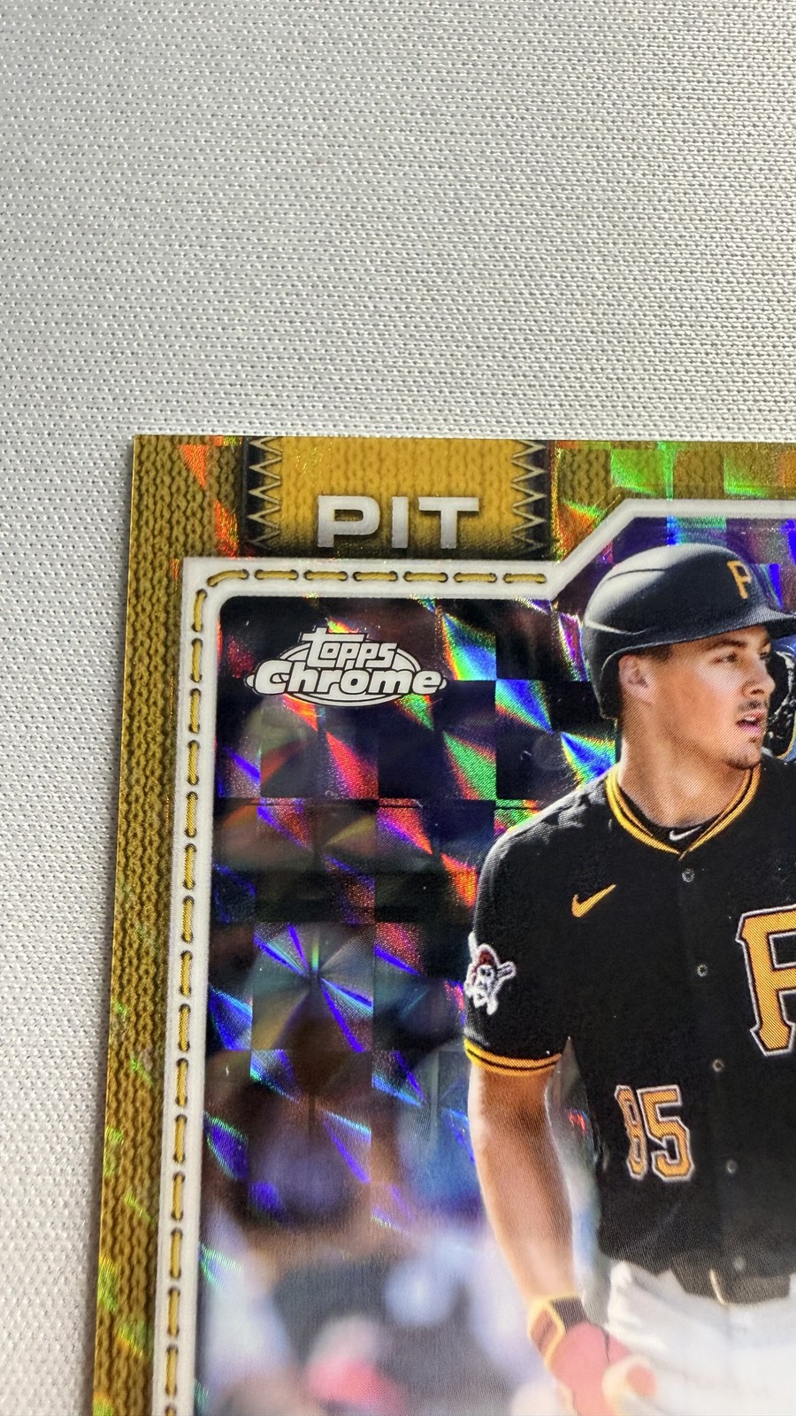 2026 Topps Chrome Konnor Griffin Gold X-Fractor Rookie Auto 15/50 RC Auto #RA-KG view 7