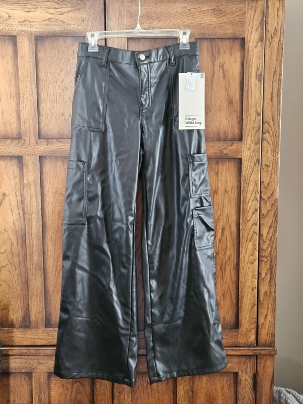 Black Faux Leather Cargo Pants Wide Leg M Retro NWT