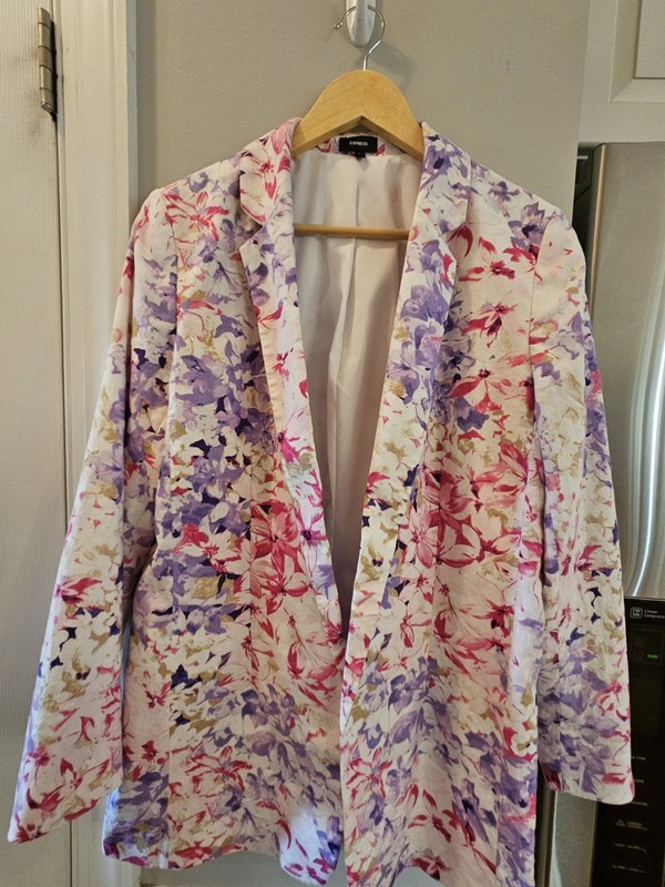 Misses Express, Suit Jacket, lined, floral on white, Size L