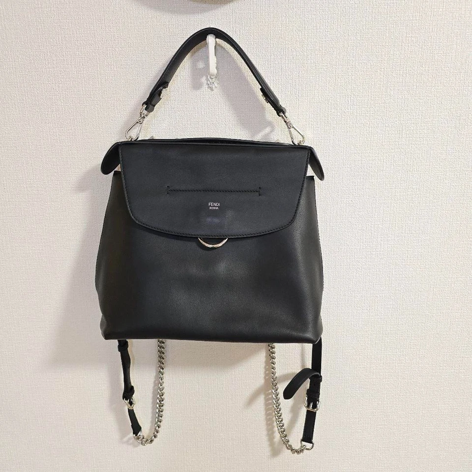 Mochila Fendi excelente estado 3 vias 8BZ042 preta volta às aulas - Imagem 2 de 4