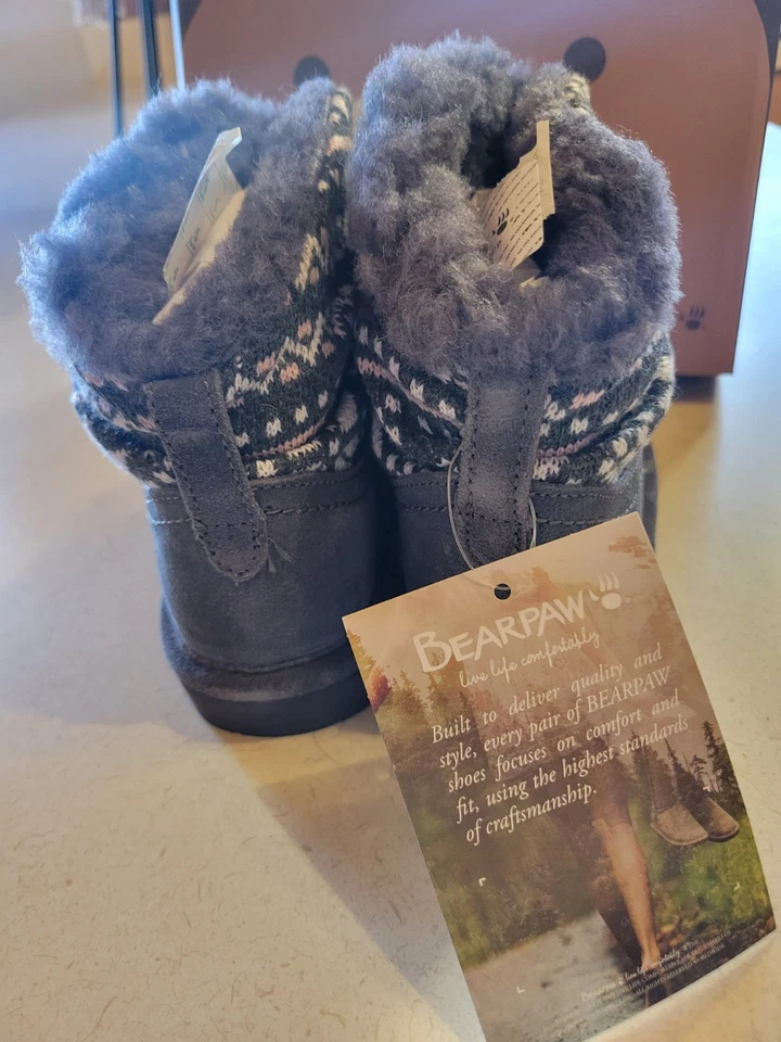 Bota Bearpaw Virginia para niña pequeña Foto 4 de 4