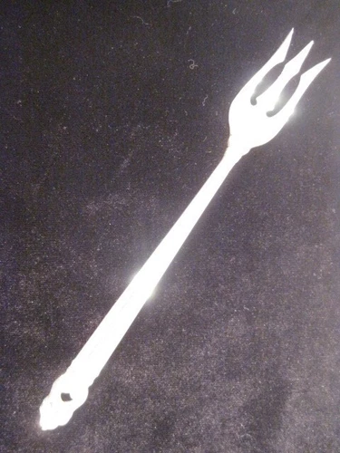 INTERNATIONAL STERLING SILVER FLATWARE ROYAL DANISH PICKLE FORK MID CENTURY EXC!