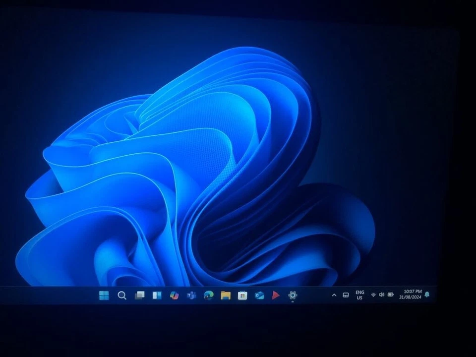 Microsoft Surface Pro 2 i5- 4200U @ 1.60GHz 2.30GHz 8GB Ram 512GB SSD Win11 Educ - Image 3 of 4