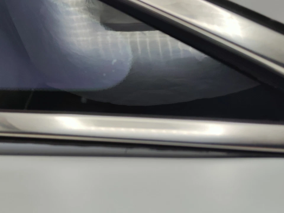 OEM 11-17 Honda Odyssey RH Right Side Tringular Windshield Vent Glass Tinted - Image 3 of 4