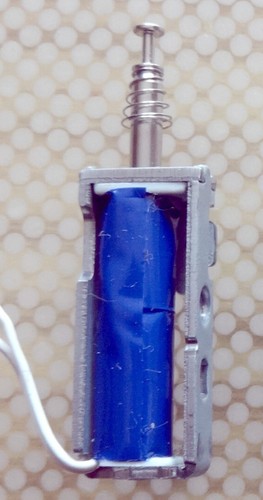 Mini - Elektromagnet Mini - Magnet ca. 24mm  (federnd) 3 - 5V DC pull / ziehend - Bild 2 von 3