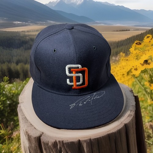SAN DIEGO PADRES N.E. 5950 FITTED 7 3/8 DARK BLUE CAP/HAT W/ MARC NEWFIELD AUTO.