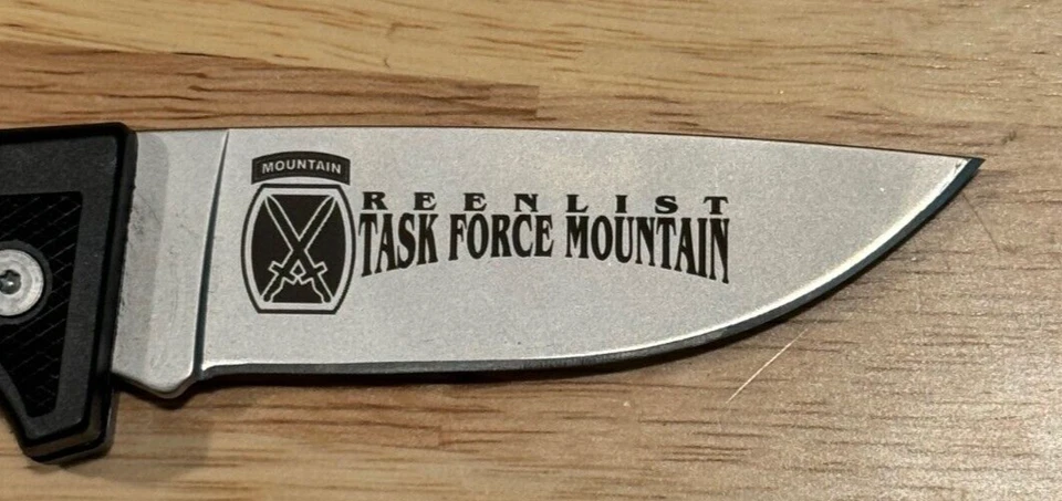 Коллекционный черный складной нож с лезвием и ножнами Gerber Operation Iraqi Freedom* - Изображение 4 из 4