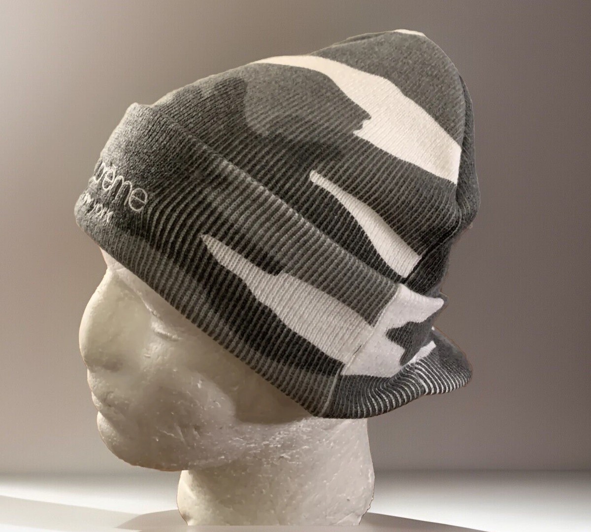 帽子 20FW Supreme Radar Beanie snow camo SUPREME RADAR BEANIE/ SNOW CAMO OS/ FW20 BRAND NEW (100