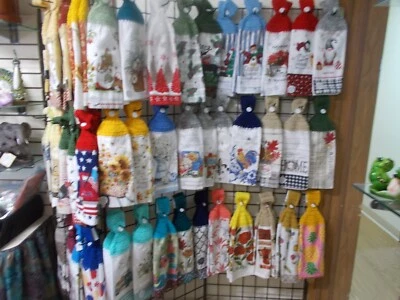 KAY DEE DESIGNS Pair Dual Purpose Terry Kitchen Towel Hand Crochet top Handmade / Kay Dee Design