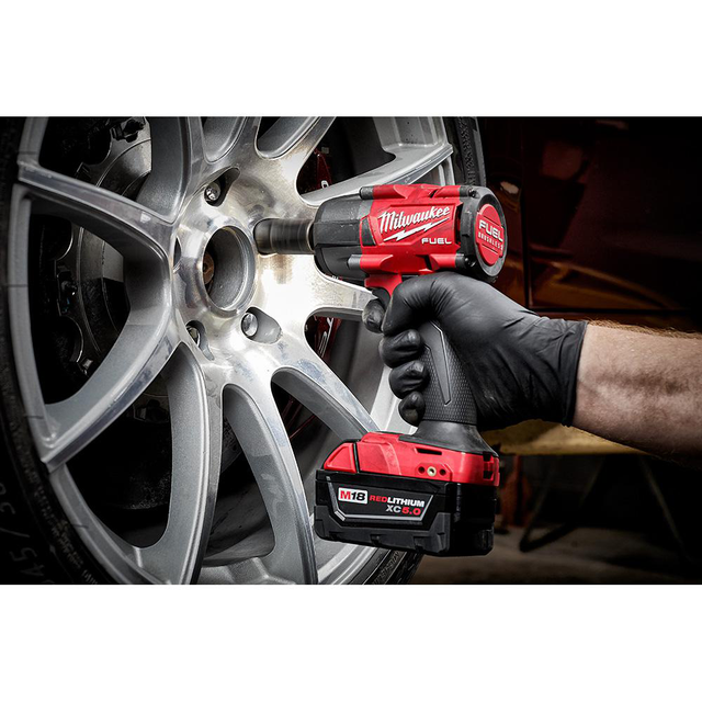 Black//Red 2962-20 for sale online Milwaukee M18 Fuel 1//2/" Mid-Torque Impact Wrench with Friction Ring