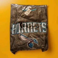 New. Fanatics UNK Charlotte Hornets Embroidered Basketball Sweatshirt