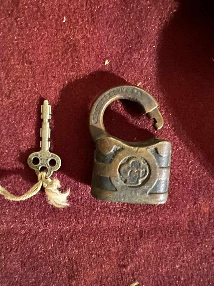 Vintage Yale and Town Lock And Key eBay