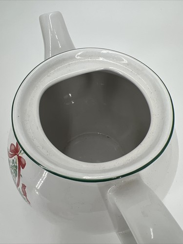 PV07365L Vintage Corelle Stoneware CALLAWAY HOLIDAY Teapot, Shakers & Creamer - Picture 6 of 20