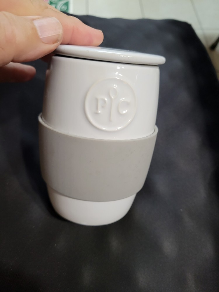 PAMPERED CHEF Ceramic Egg Cooker Cup with Lid & Silicone Sleeve #1529