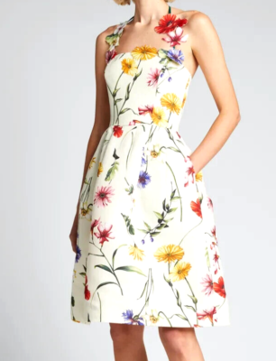 floral applique halter neck dress by oscar de la renta Oscar de la Renta Resort 2021 Embroidered White Floral Applique Halter Dress  6