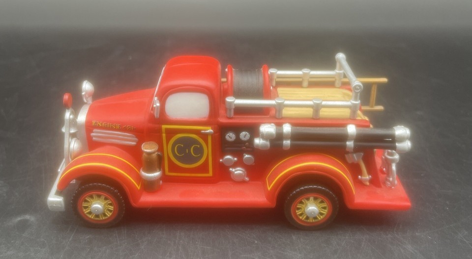 VTG Dept. 56 1937 PIRSCH PUMPER FIRE TRUCK Christmas in the City