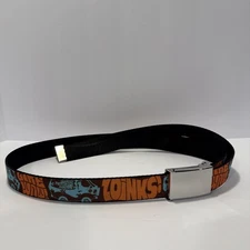 Buckle Down Men's Scooby Doo ZOINKS belt. Featuring The Mystery Machine 42”