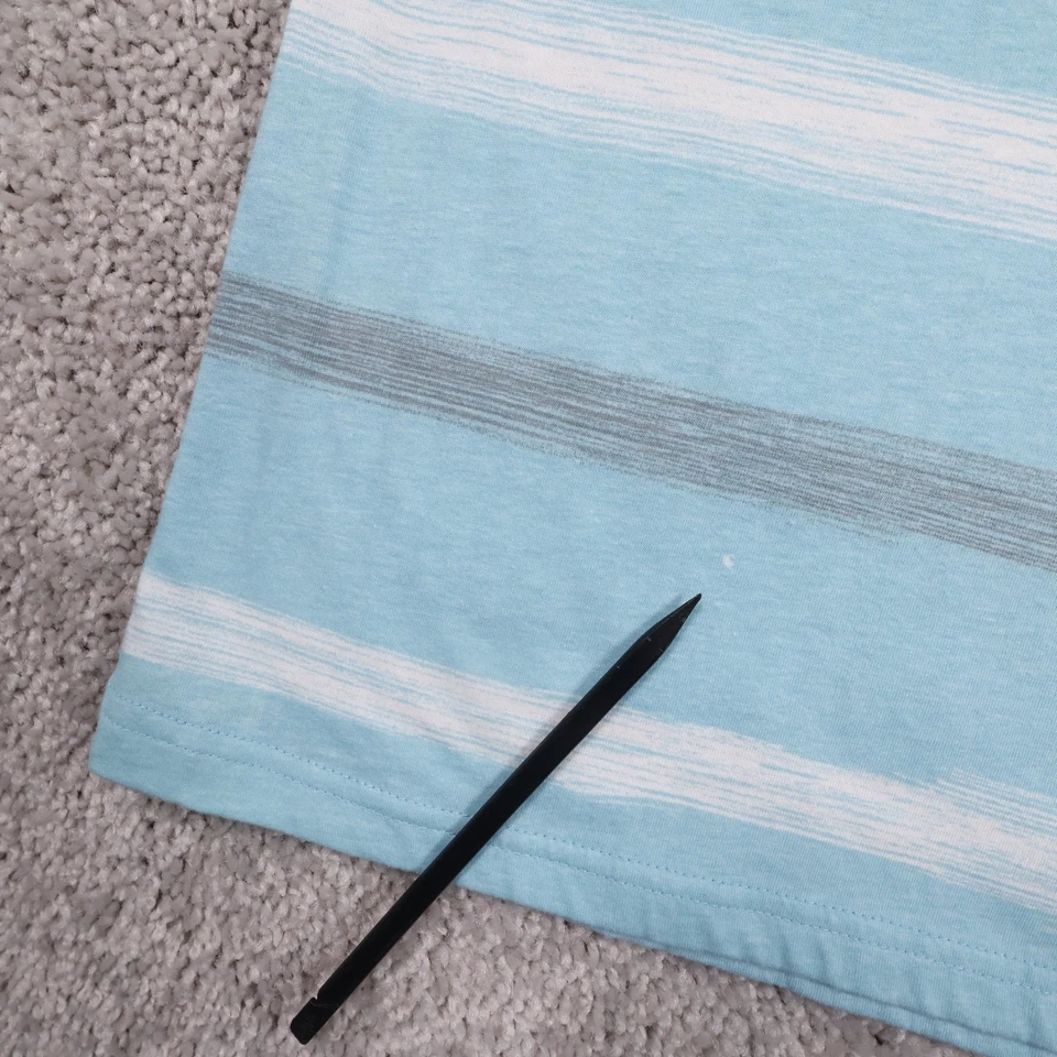 Camiseta a Rayas Anillo de Fuego Cuello en V Manga Corta Informal Para Hombre Talla L Defecto Menor Foto 4 de 4