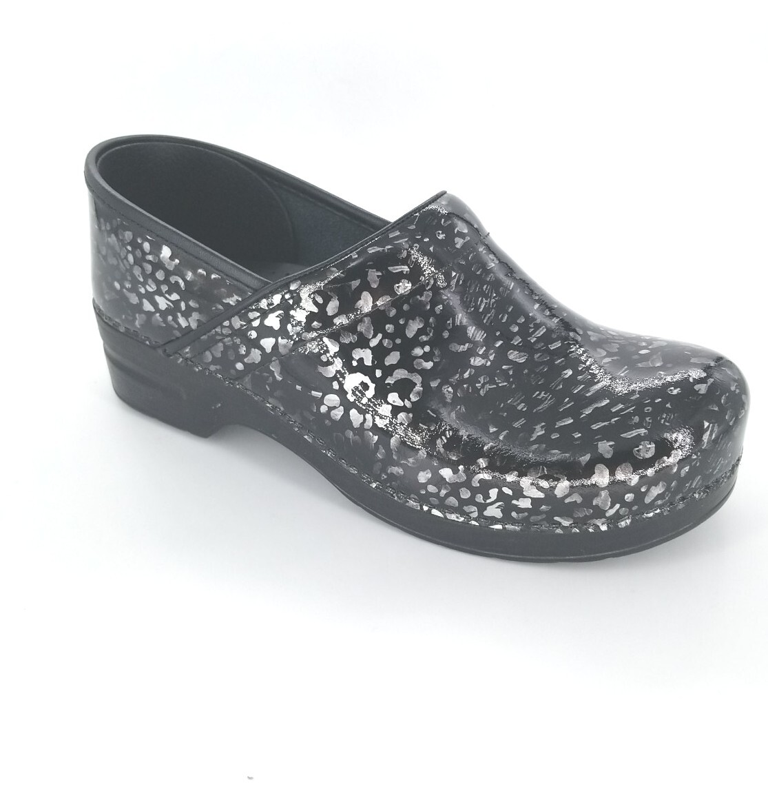 8120 Dansko Womens Pewter Leopard Patent Clog Size 42 EU