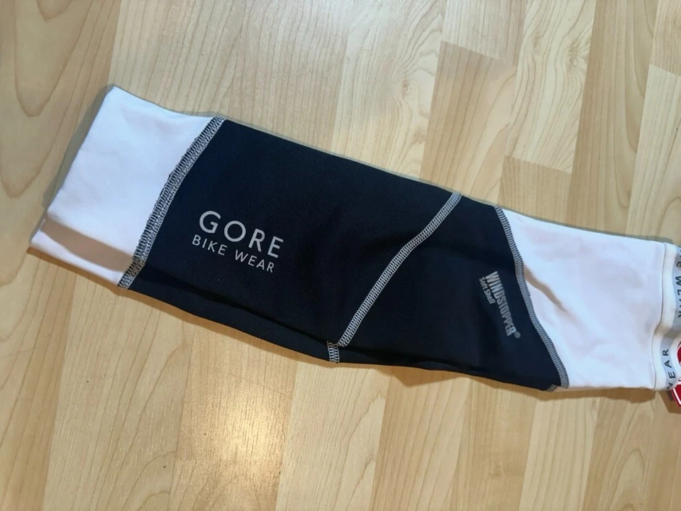 NIP Gore Windstopper Arm Warmers~Unisex~Size Small~Great For Running/Biking - Image 2 of 4