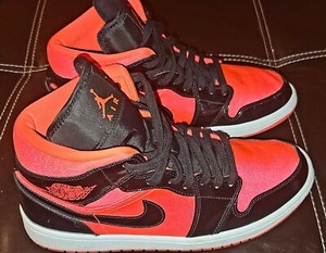 jordan 1 mid black patent