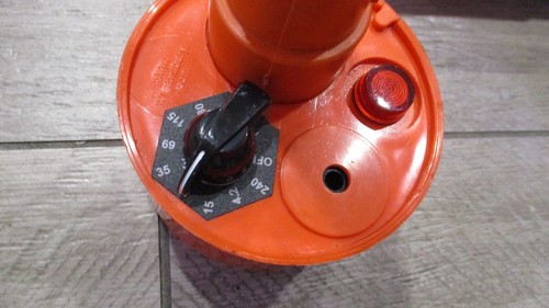 SALISBURY Model WHSCO 4244 Audio Visual AC VOLTAGE DETECTOR - Picture 3 of 8