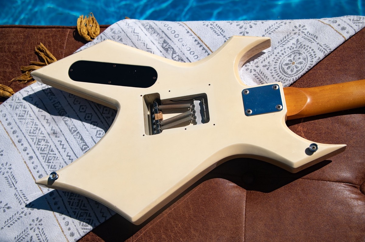 1985 B.C. Rich Warlock Aged White - Made in Japan - Pro Set Up w