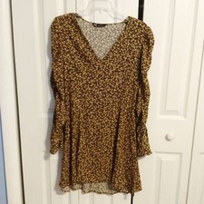 Zara Yellow Floral V-Neck Mini Dress Accent Sleeve