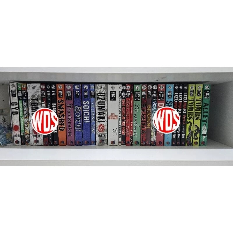 Cómic Junji Ito Story Collection Manga Inglés Vol 1-35 (Mezcla/Juego Completo) - DHL