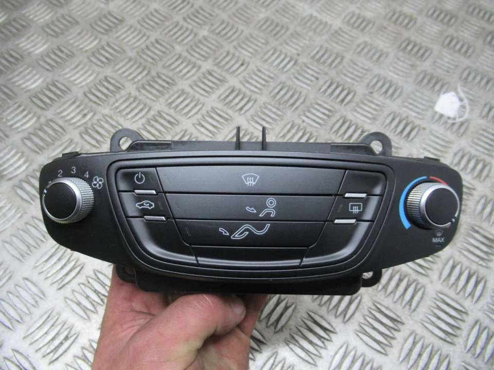 2017 FORD TRANSIT COURIER TREND B460 1.5TDCI MK1 CLIMATE CONTROL PANEL *7926 - Image 3 of 4