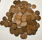 1 pound mix of  1920-1930 Lincoln wheat pennies. All mint marks. Good Deal. ￼