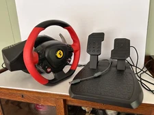 Xbox One Thrustmaster Steering Wheel Ferrari 458 Spider Racing Pedals Original