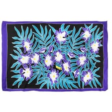 Sarong/Pareo/Wrap/Tapestry - White Ginger - handpainted batik from Bali