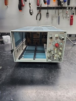Tektronix AM502 Differential Amplifier Tm503 Rack