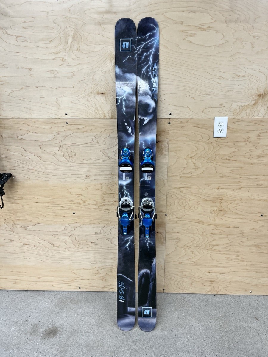 ARMADA ZEROseries bdogスキー板 LOOK Armada Bdog Twin Tip Park Skis 180cm W/ Look Pivot 15 Bindings