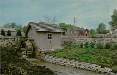Postcard Postcard: Grist Mill at Pioneer Farm, Aurora, Illinois