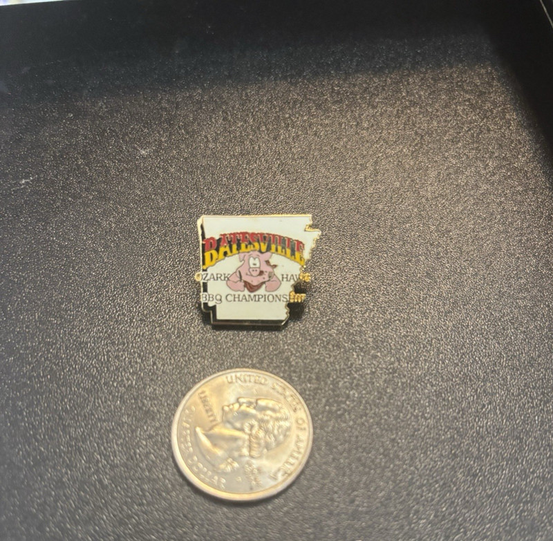Batesville Ozark Hawg BBQ Championship Lapel Pin (Defunct ended 2009)