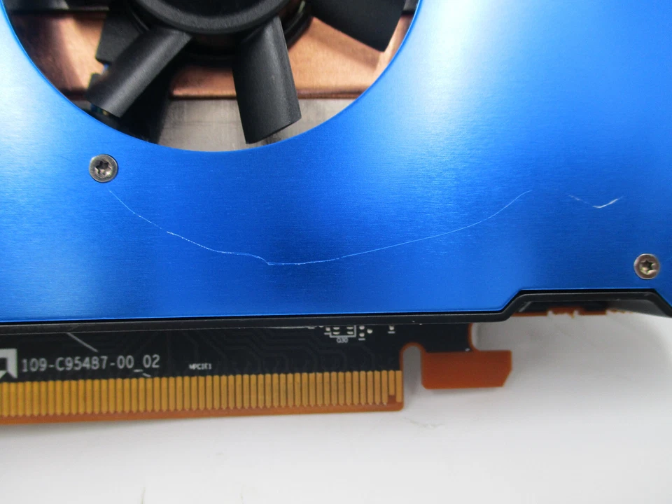 AMD Radeon PRO WX5100 8GB GDDR5 4x Display Ports Graphics Card Dell P/N: 03YK2Y - Image 4 of 4