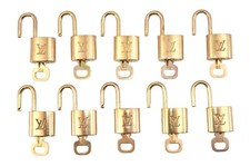 Authentic Louis Vuitton Padlock & Keys 10Set ...