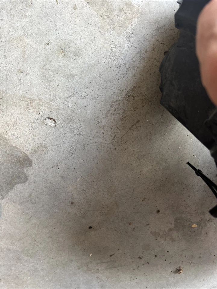 Faro conductor izquierdo xenón HID Assnby GM 15826016 2003-2007 Cadillac CTS Foto 2 de 4