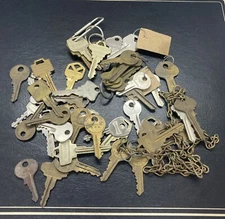 Vintage Keys, Star, Russwin , All Random Lot Of 40 As Shown