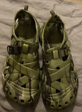 Men's Easy USA Water, Fishing,  Beach, Hiking Sauna, Shower Size 10 Camo Sandals